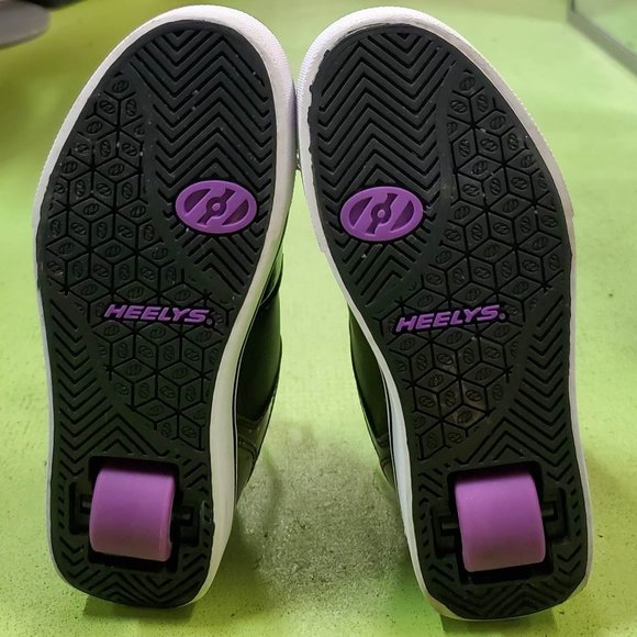 Heelys Motion Plus (Size 2 Youth) - Picture 7 of 14
